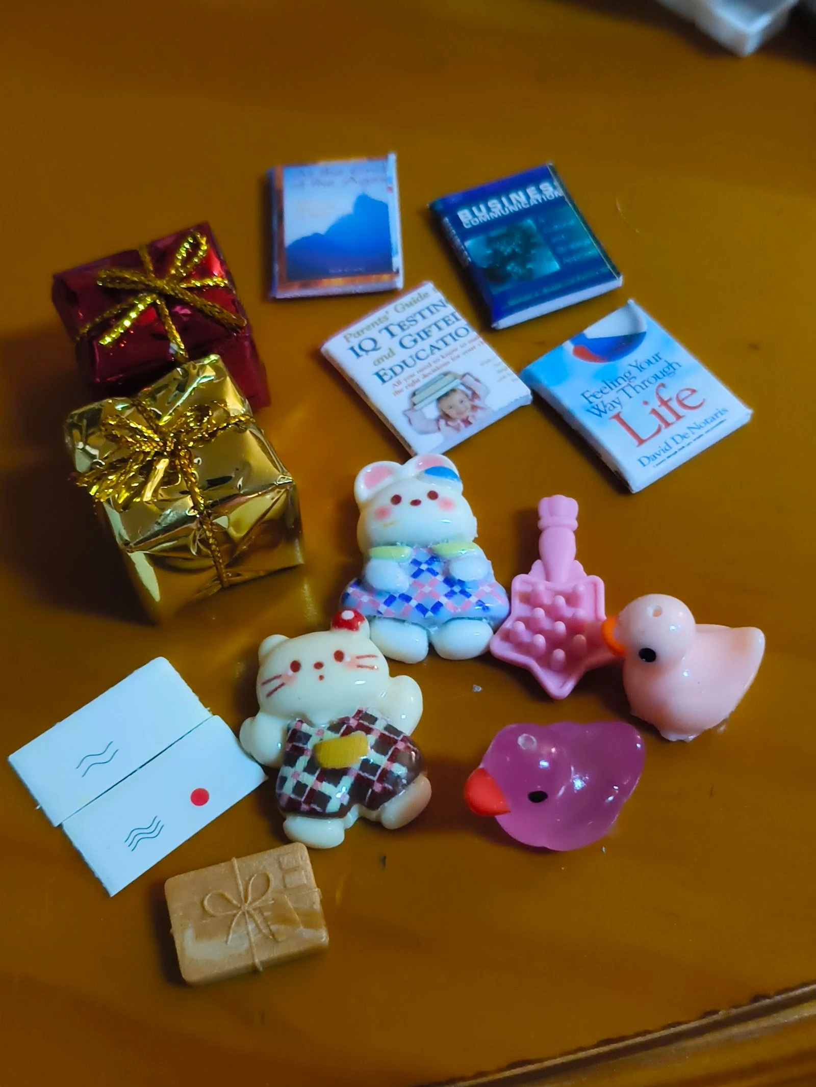 Estantería de  juguetes, accesorios y libros Sylvanian – photo 2